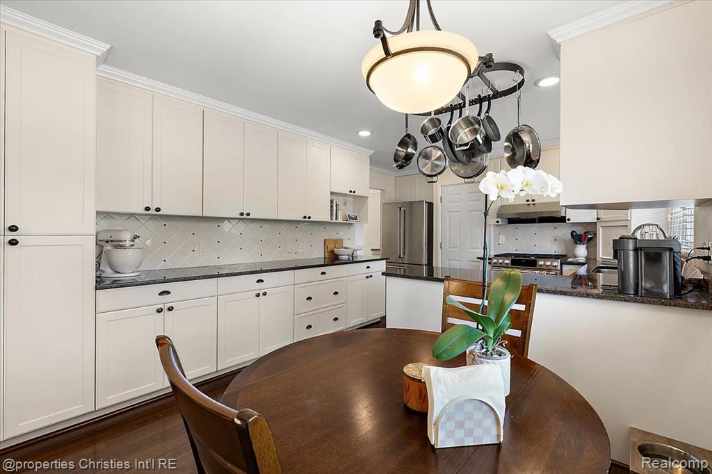 6756 Spruce Drive, Bloomfield Hills, MI 48301 — Photo 15