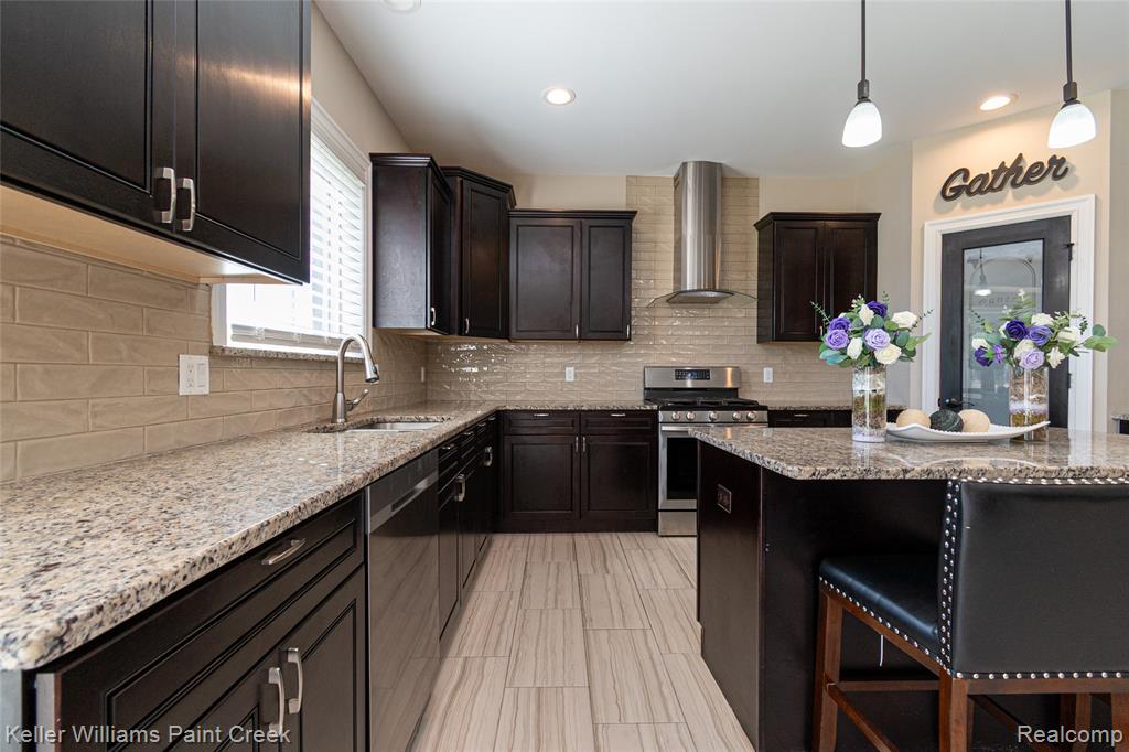 49596 Platte River Drive, Chesterfield, MI 48047 — Photo 17