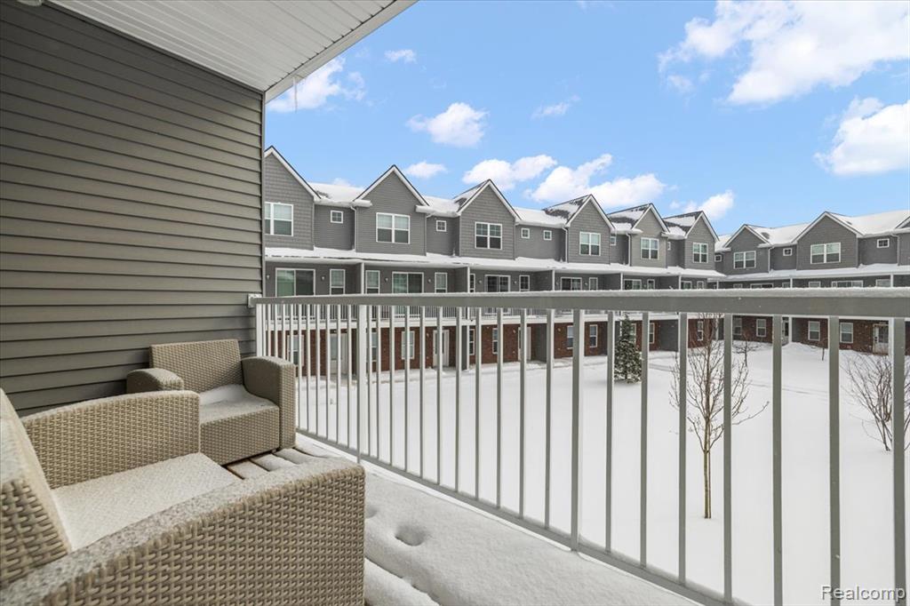 3951 Trailwaycommons Circle, Auburn Hills, MI 48326 — Photo 30
