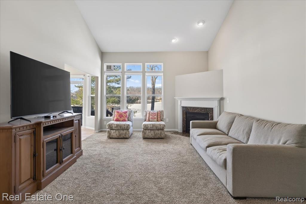 963 STONY LAKE, Oxford, MI 48371 — Photo 17