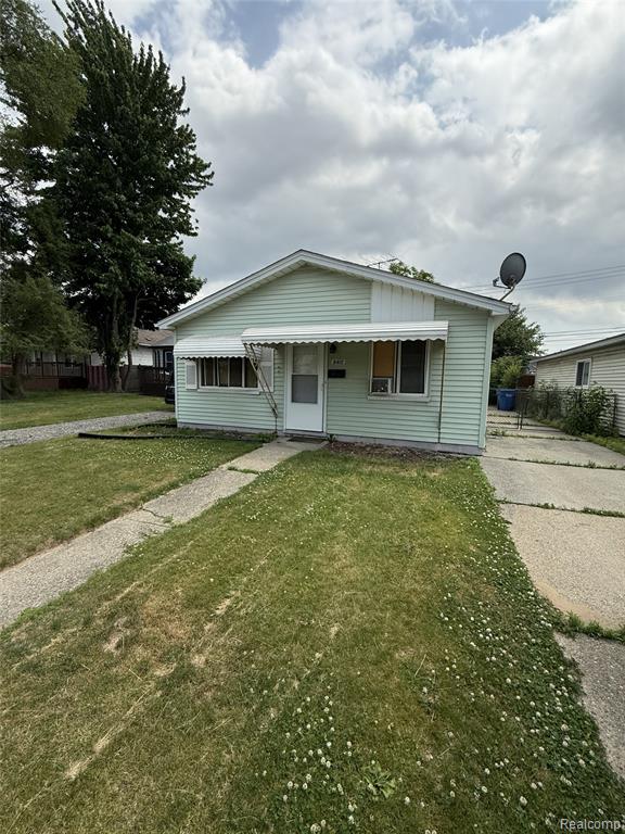 8412 Stephens Road, Warren, MI 48089 — Photo 2