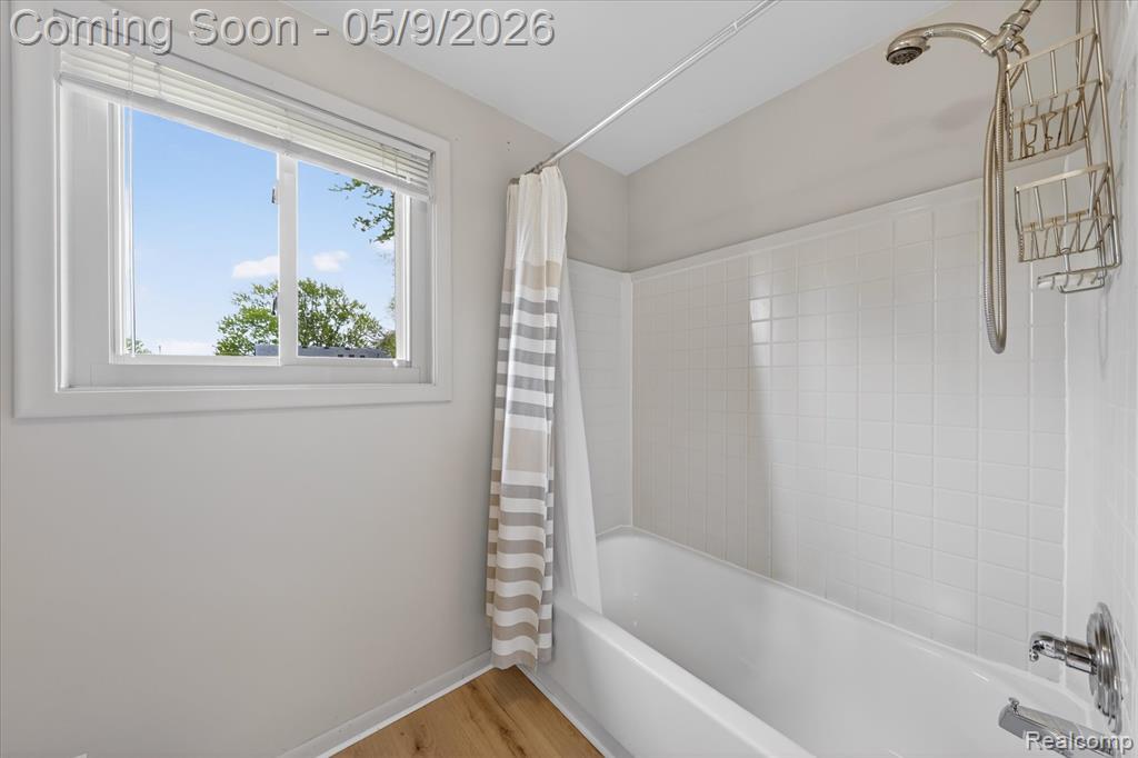16621 Gatehouse Drive, Woodhaven, MI 48183 — Photo 30