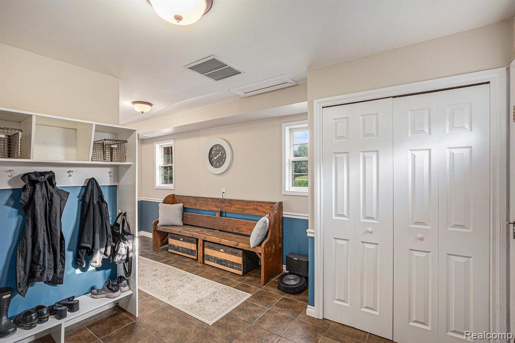 6080 Waldon Road, Clarkston, MI — Photo 31