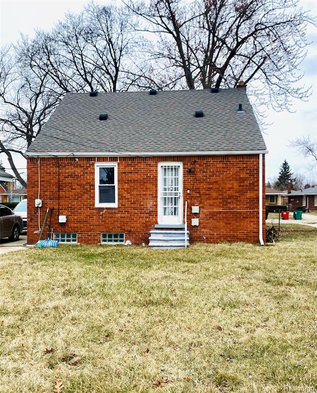 17334 Sprenger Avenue, Eastpointe, MI 48021 — Photo 4