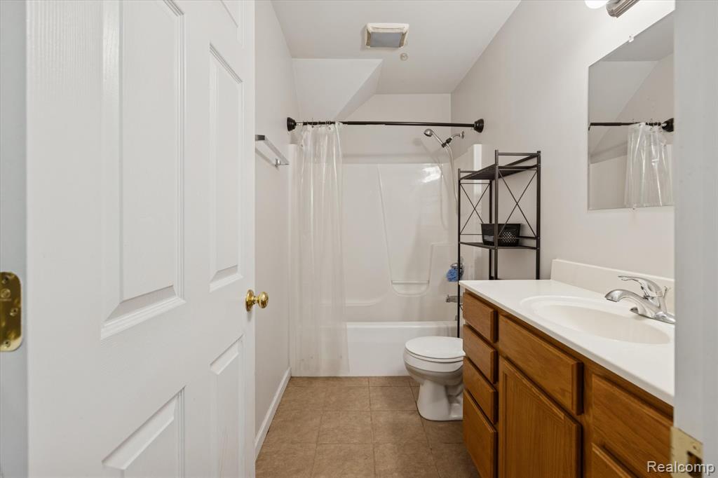 516 N Granger Street, Saginaw, MI 48602 — Photo 33