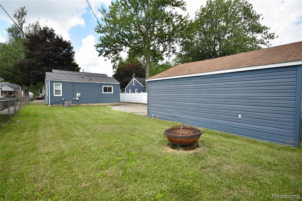 4176 Prairie Avenue, Berkley, MI 48072 — Photo 27