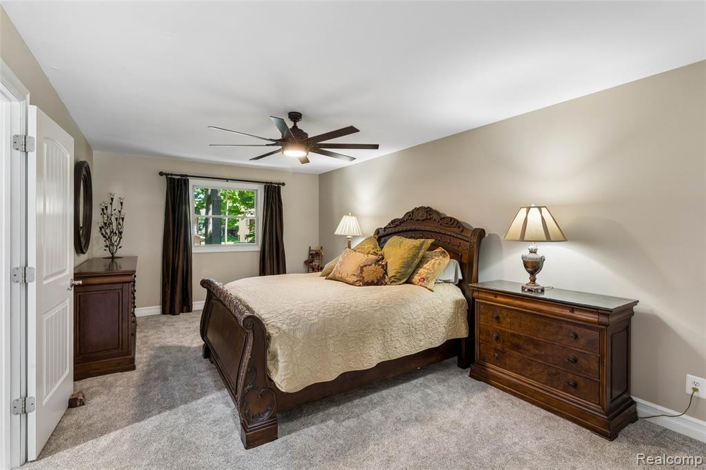 5327 Olde Saybrooke Road, Grand Blanc, MI 48439 — Photo 13