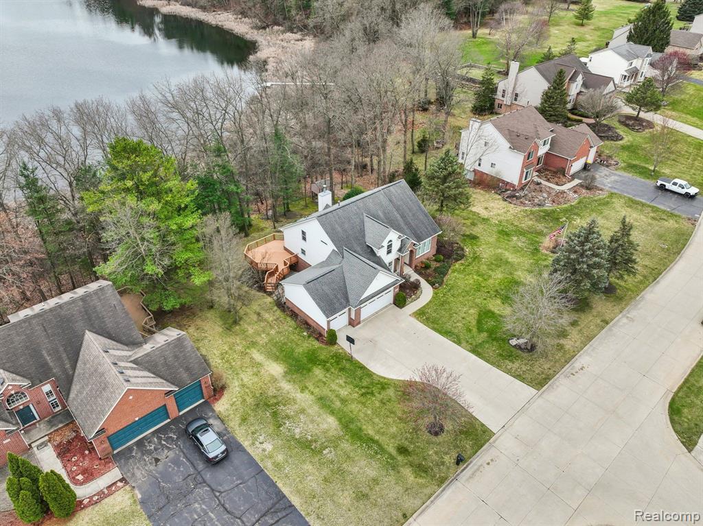 810 JOSHUA Drive, Highland, MI 48356 — Photo 45