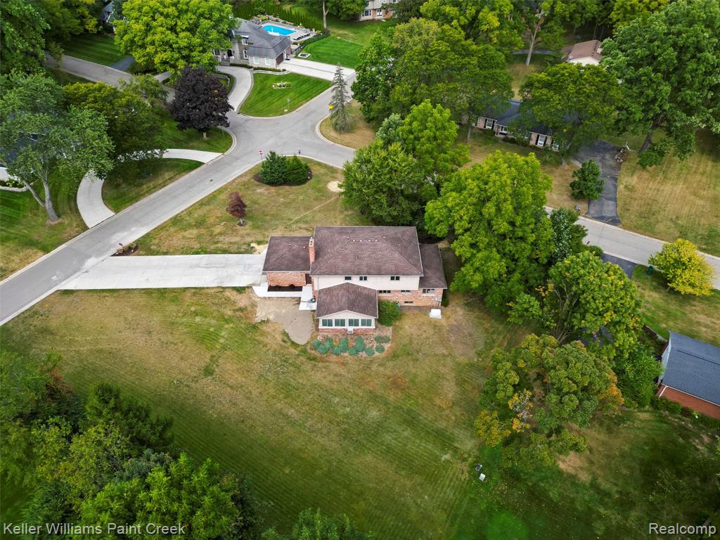 5925 Oakland Valley Drive, Rochester, MI 48306 — Photo 44