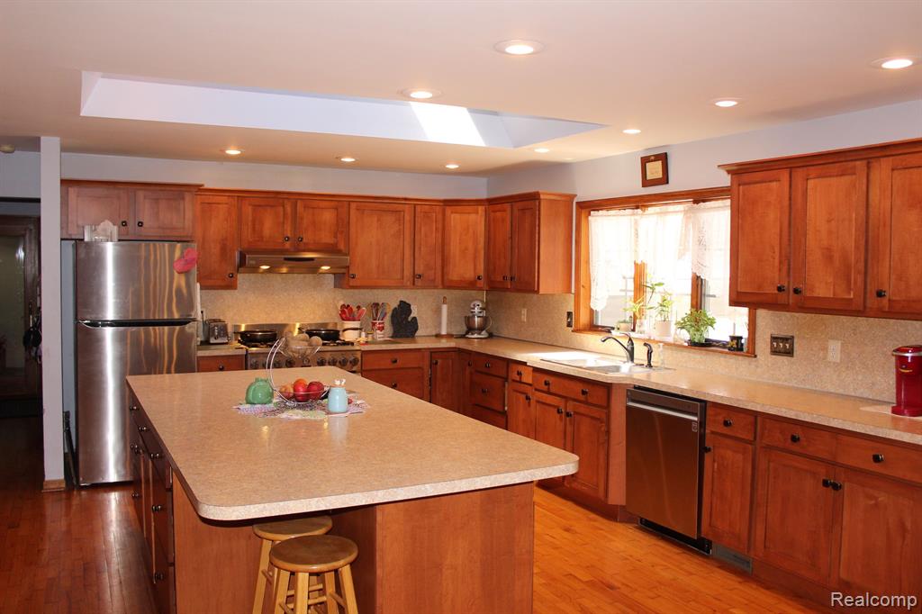9307 MCAFEE Road, Montrose, MI 48457 — Photo 10