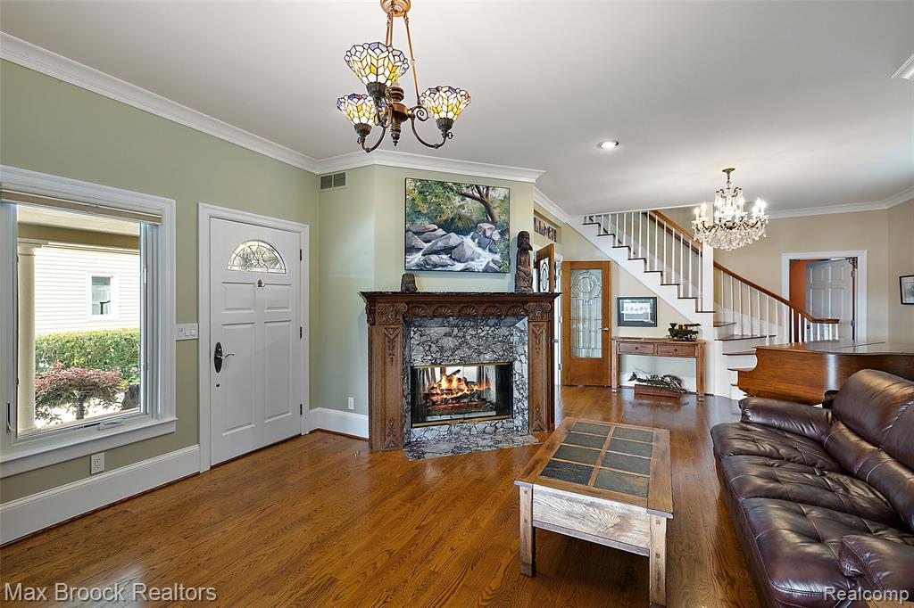 3642 Orchard Lake Road, West Bloomfield, MI 48324 — Photo 4