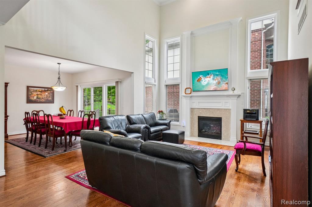 4281 Summer Place, 68, Shelby Twp, MI 48316 — Photo 4