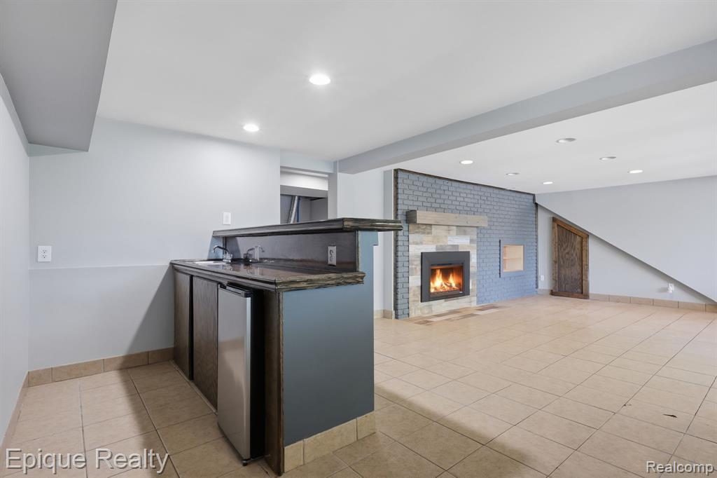 2549 Riverwood Drive, Port Huron, MI 48060 — Photo 8
