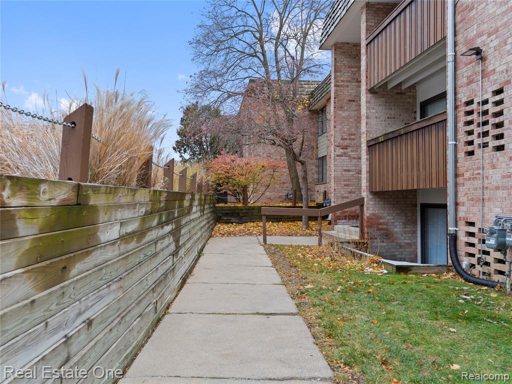 2124 Pauline Boulevard, 307, Ann Arbor, MI 48103 — Photo 4
