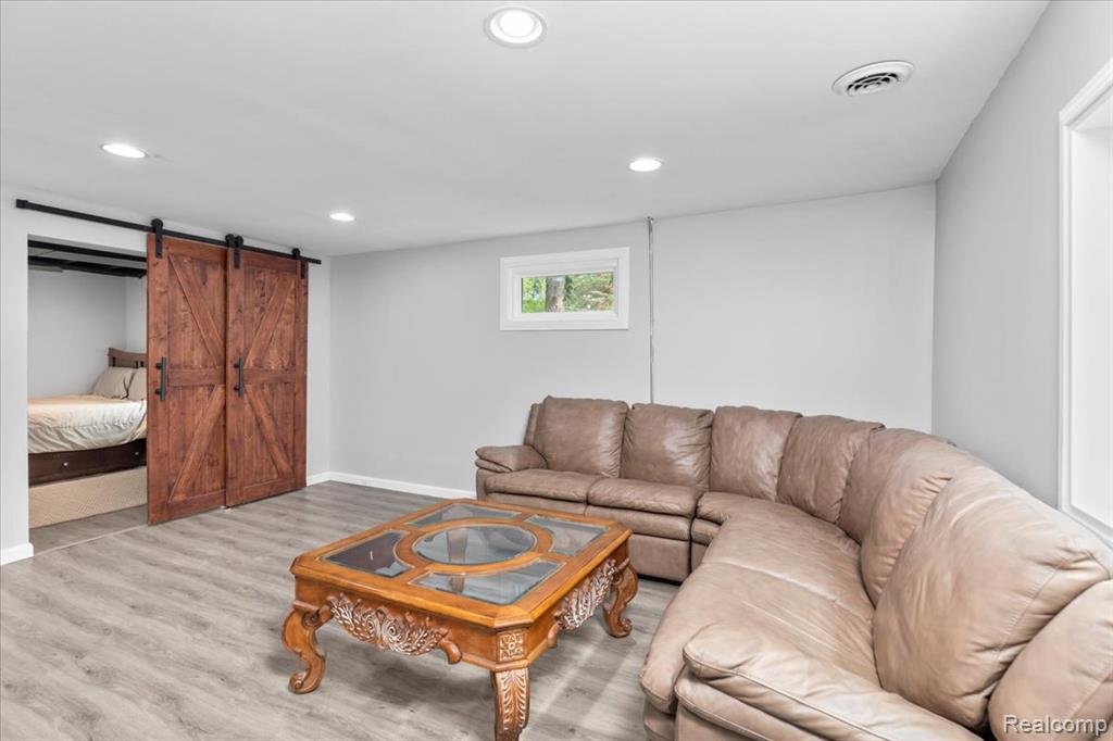 8381 Tindall Road, Springfield, MI 48350 — Photo 25