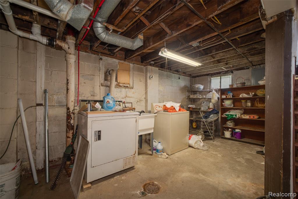 702 Fernhill Street, Highland Park, MI 48203 — Photo 23