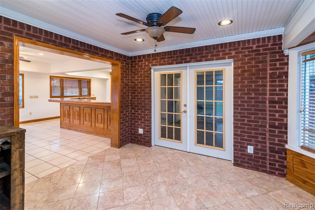 30000 Oakgrove Street, Saint Clair Shores, MI 48082 — Photo 32