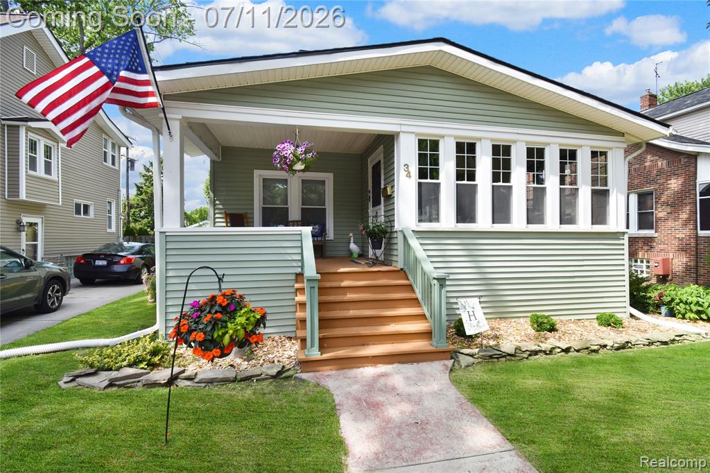 34 Moser Place, Mount Clemens, MI 48043 — Photo 2