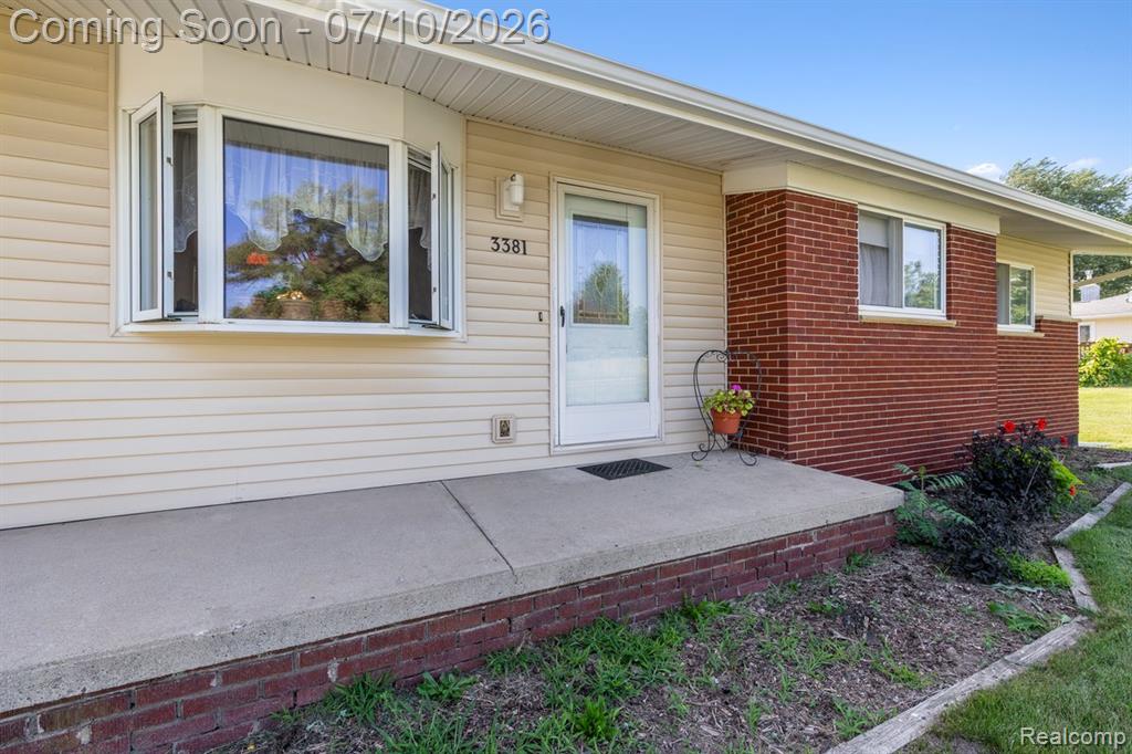 3381 N Fleming Road, Fowlerville, MI 48836 — Photo 2