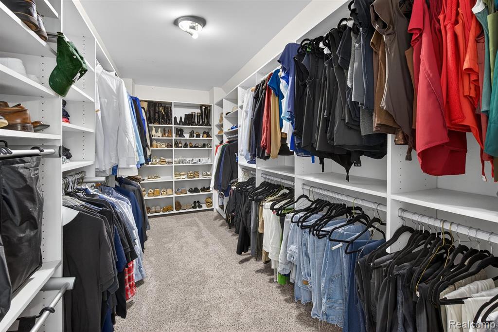7359 Colchester Lane, West Bloomfield, MI — Photo 35
