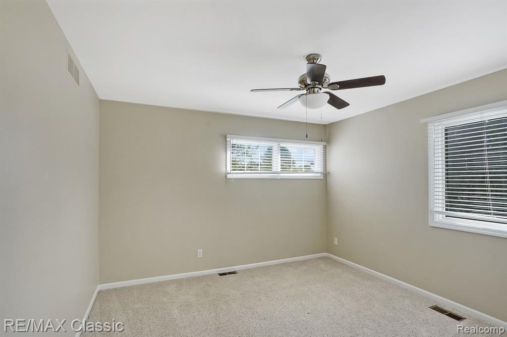 54446 ROYAL TROON Drive, South Lyon, MI 48178 — Photo 13