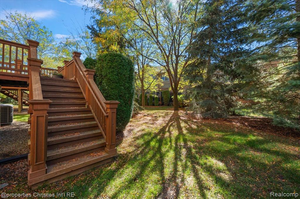 44683 Broadmoor Circle N, Northville, MI 48168 — Photo 51