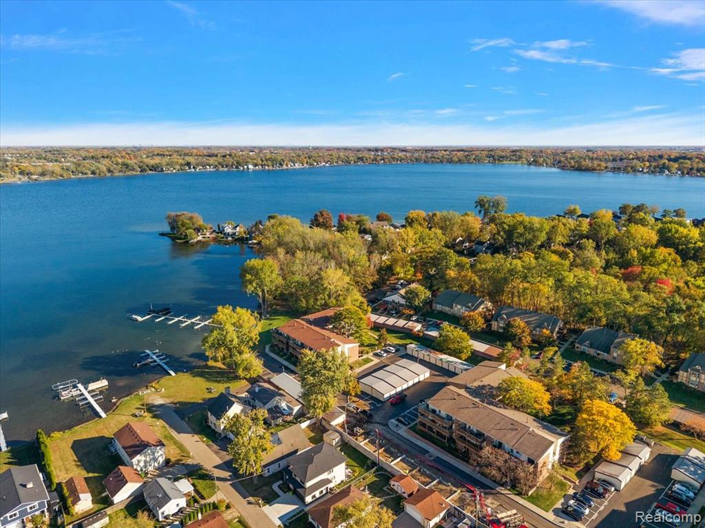 44800 Bayview Drive, 33, Novi, MI 48377 — Photo 62