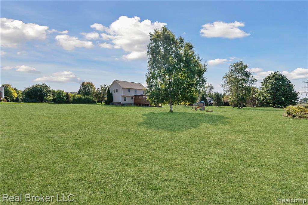 6097 High Valley Drive, White Lake, MI 48383 — Photo 46