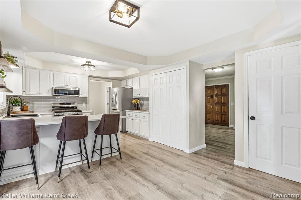 47935 Ben Franklin Drive, Shelby Twp, MI 48315 — Photo 24
