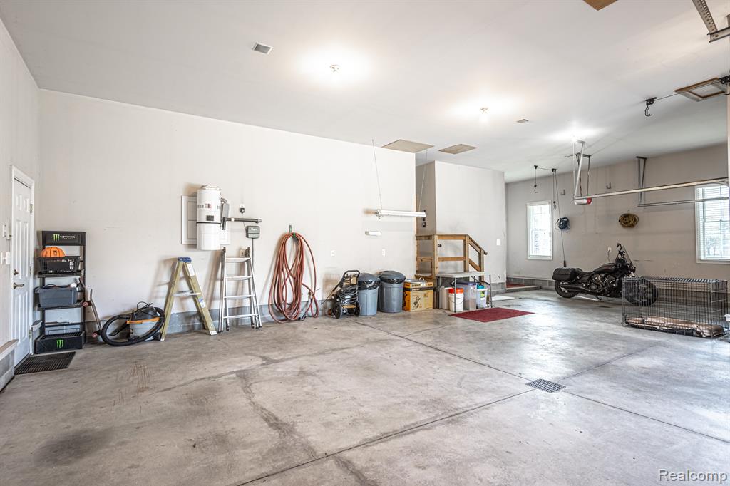 4670 HARVEST Row, MI 48049 — Photo 28