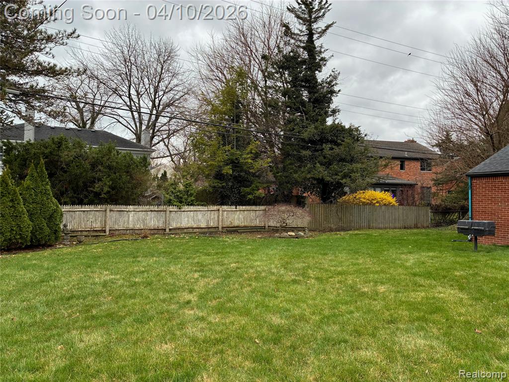 65 Hampton Road, Grosse Pointe Shores, MI 48236 — Photo 19
