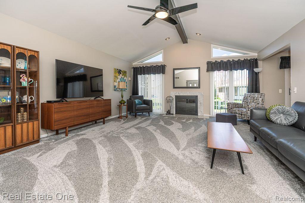 40323 FORDWICH Drive, Sterling Heights, MI 48310 — Photo 10