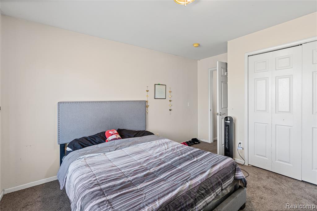805 Columbia Drive, Flint, MI 48503 — Photo 28