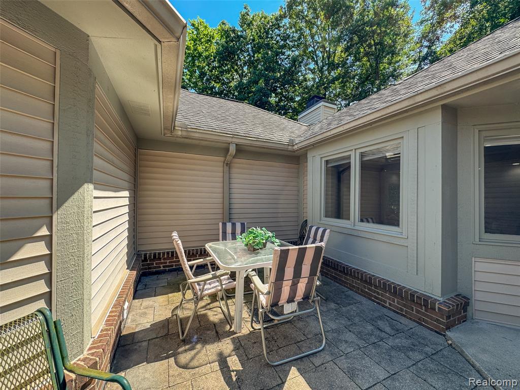 21425 Archwood Circle, Farmington Hills, MI 48336 — Photo 7