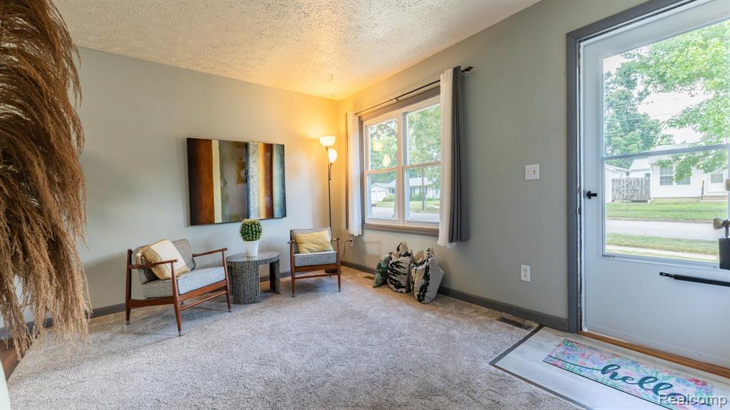 709 Judy Court, Mason, MI 48854 — Photo 6