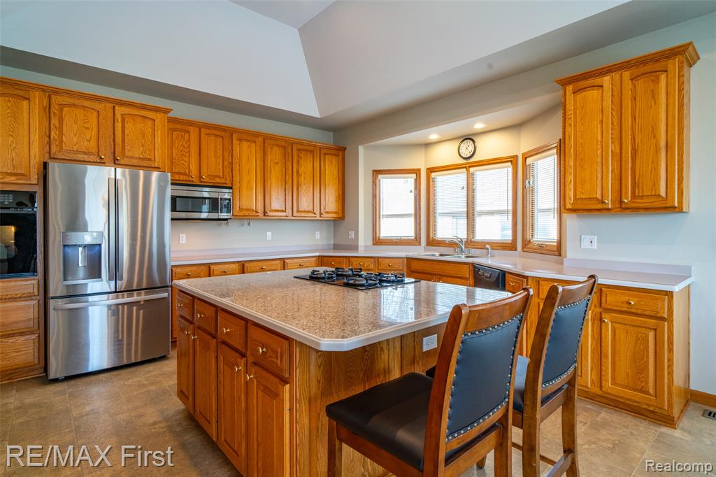 47368 Dove Court, Shelby Twp, MI 48315 — Photo 20