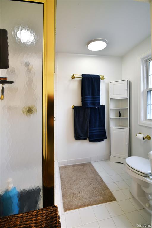 9693 BURNING TREE Drive, Grand Blanc, MI 48439 — Photo 28