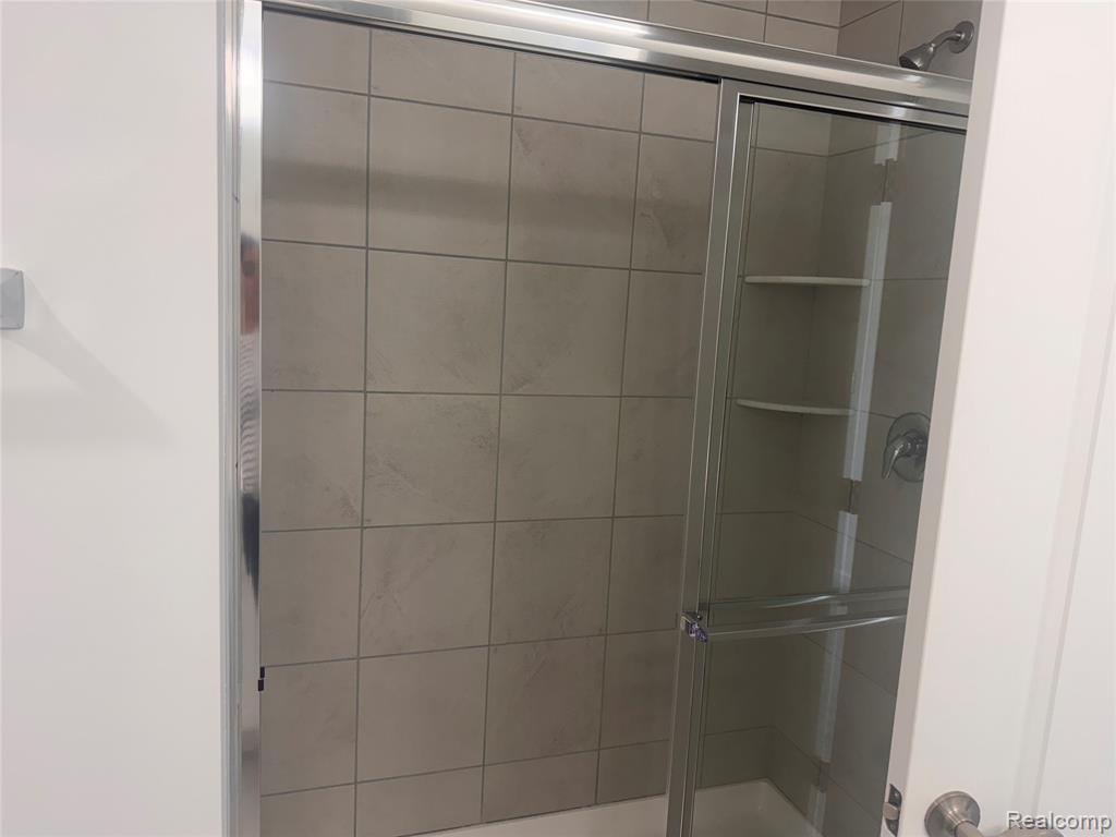 5561 E Spaniel Drive, Ann Arbor, MI 48108 — Photo 17