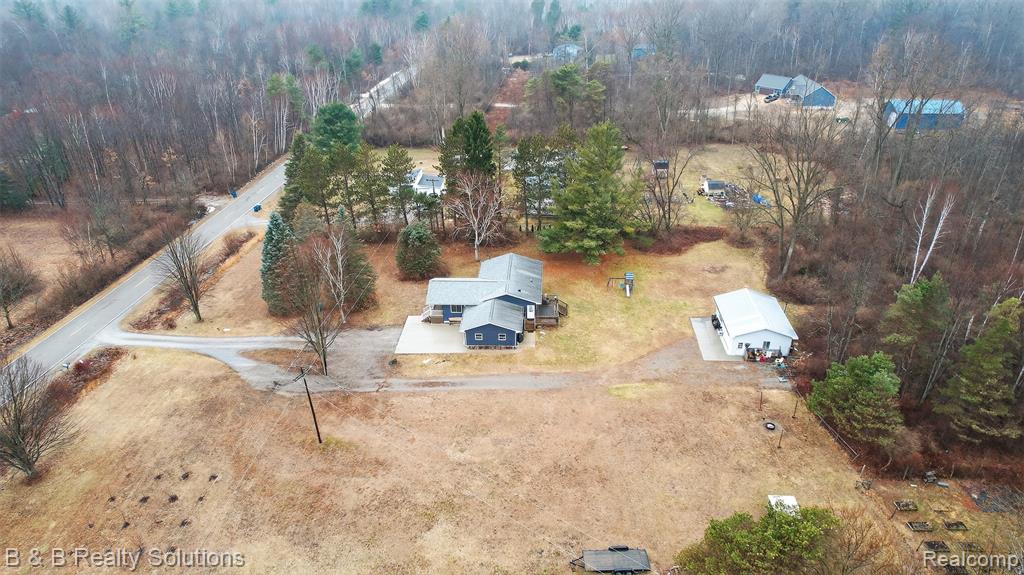 3280 Waltan Road, Vassar, MI 48768 — Photo 37
