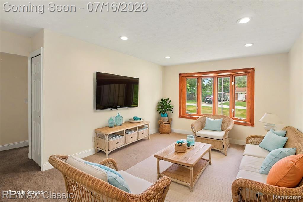 22900 Valerie Street, South Lyon, MI 48178 — Photo 10