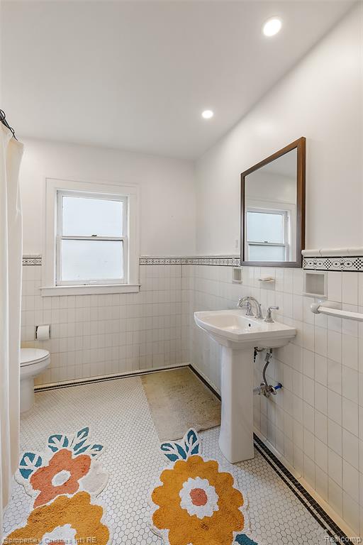 2915 Seminole Street, Detroit, MI 48214 — Photo 33
