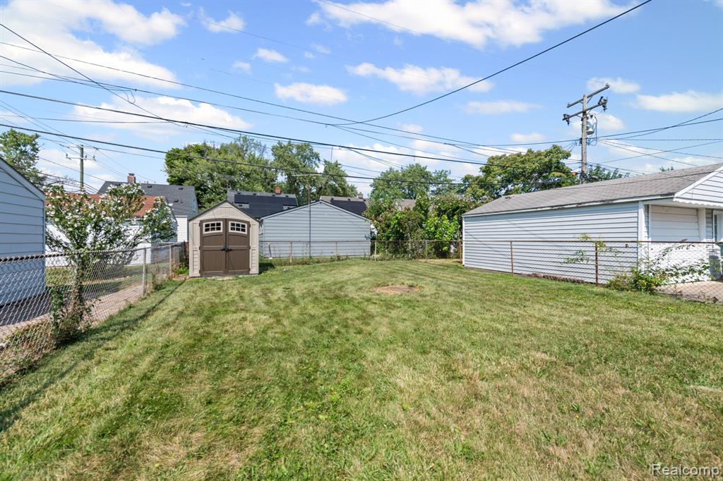 582 Mill Street, Lincoln Park, MI 48146 — Photo 18