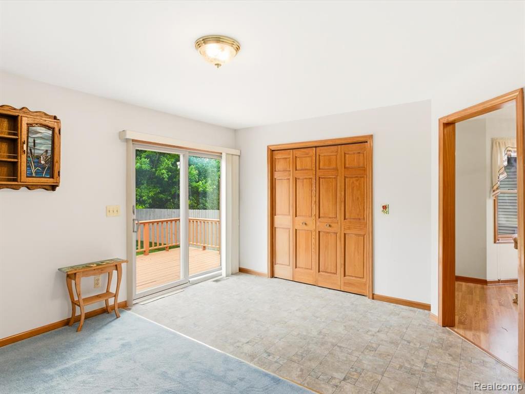 4305 Juniper Lane, Port Huron, MI 48060 — Photo 10