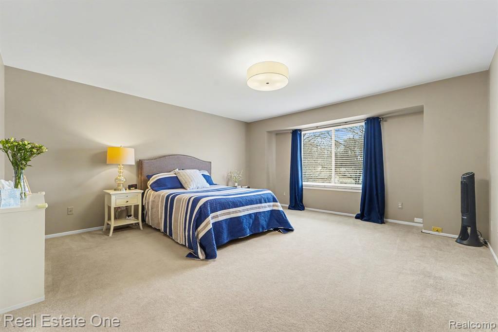 6463 Maple Hills Lane, Bloomfield Hills, MI 48301 — Photo 21