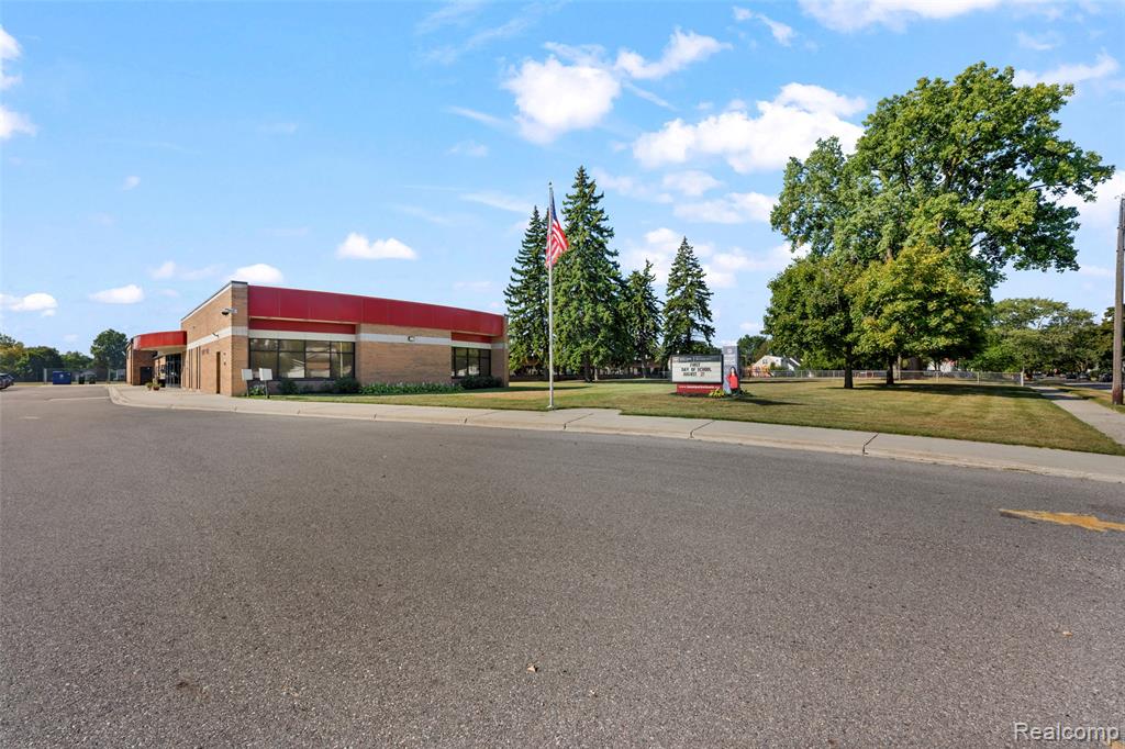 1629 E Elza Avenue, Hazel Park, MI 48030 — Photo 43