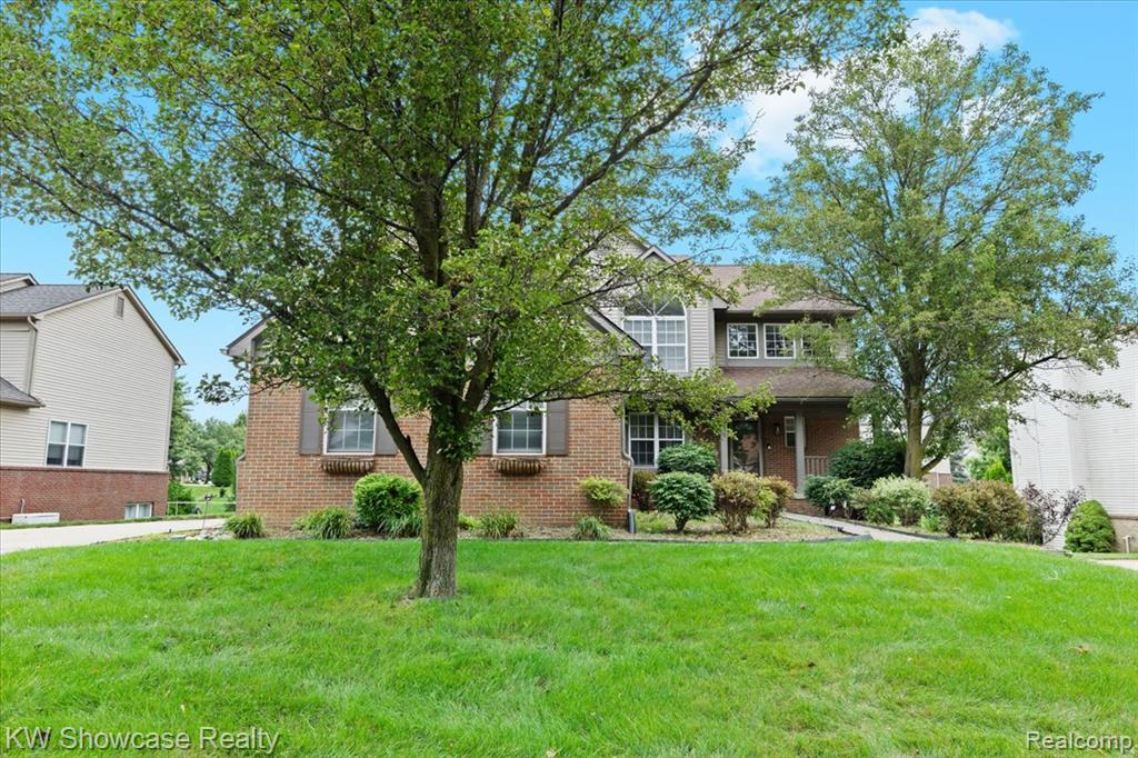 4254 Warrington Drive, Wixom, MI 48393 — Photo 41