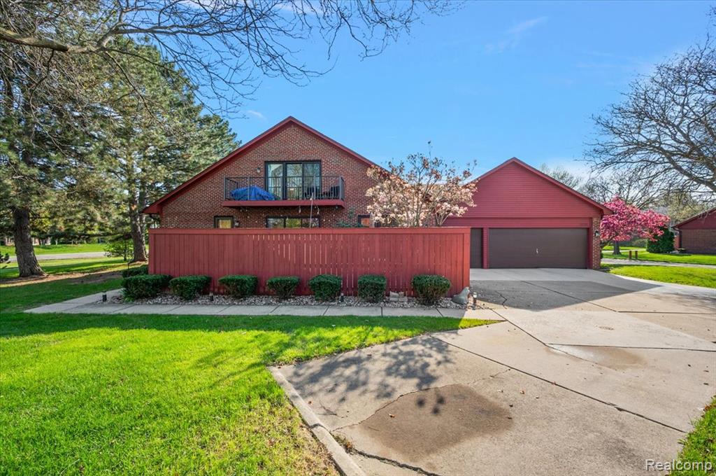 42228 Lochmoor Street, Clinton Twp, MI 48038 — Photo 47