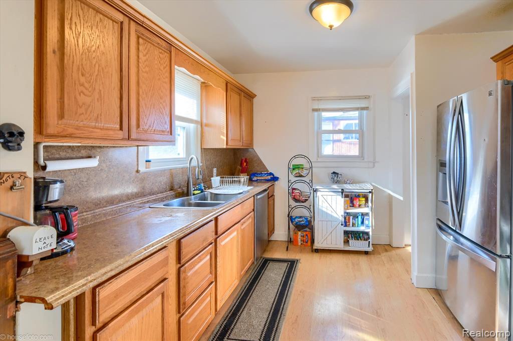 238 E Nepessing Street, Lapeer, MI 48446 — Photo 14