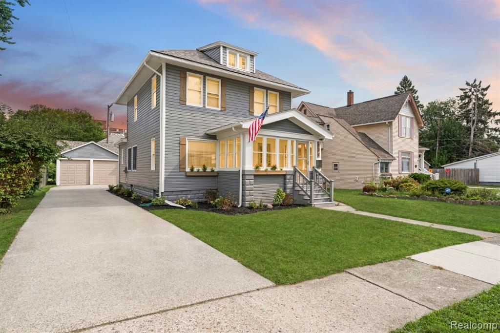 130 Gallup Street, Mount Clemens, MI 48043