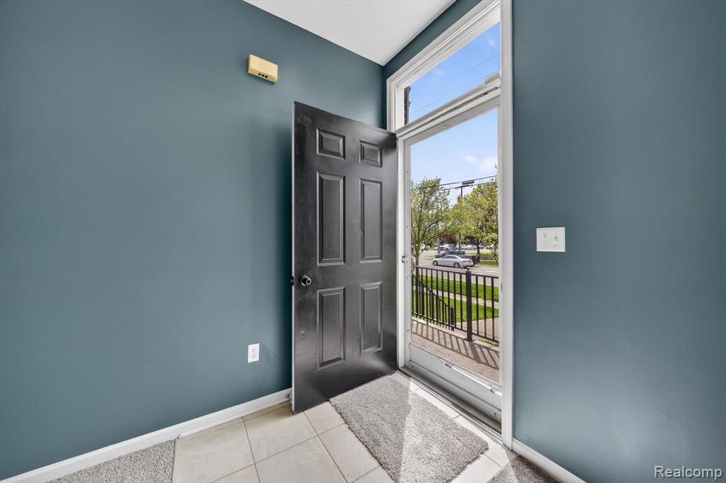 43027 Strand Drive, Sterling Heights, MI 48313 — Photo 6